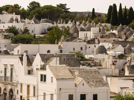 Alberobello: Gdzie zjeść? Apulijskie smaki w krainie trulli!