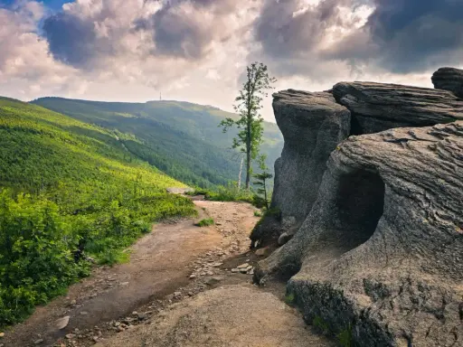 Wisła w Beskidzie Śląskim: Szczyty, szlaki, atrakcje. Gotowy?