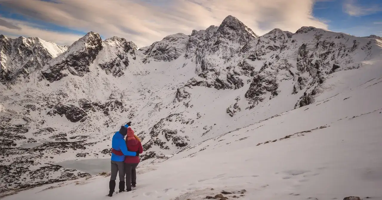 Sprzęt zimowy Tatry raki czekan
